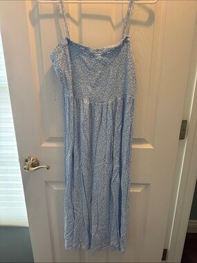 aeropostale blue floral dress | Dresses | Aeropostale And White Maxi Size Small Girls Party Wear Spaghetti Strap Formal Dress Size:Petite-6 sweet style you need
